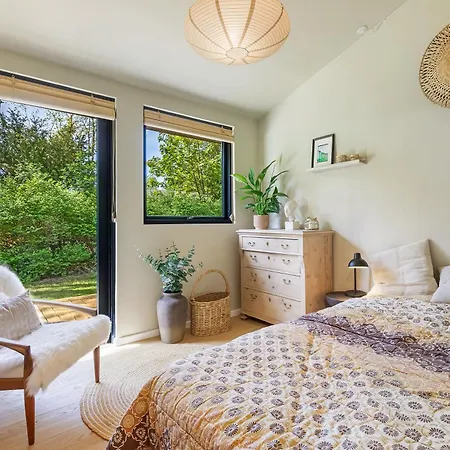 Newly Renovated Close To Forest And * Vejby