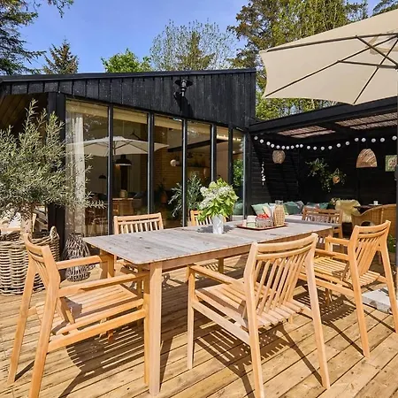 Newly Renovated Close To Forest And Vejby