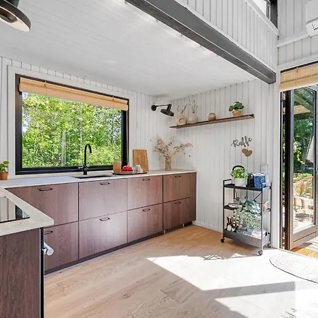 Newly Renovated Close To Forest And * Vejby