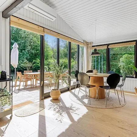 Ferienhaus Newly Renovated Close To Forest And