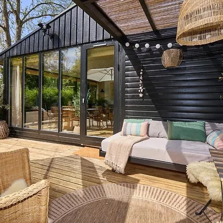 Newly Renovated Close To Forest And * Vejby