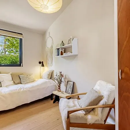Newly Renovated Close To Forest And * Vejby